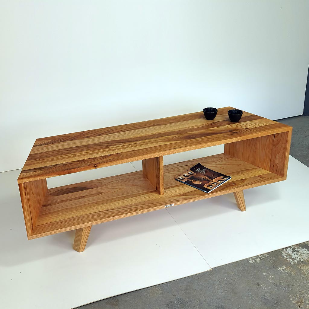 massive-wood-tv-shelf-wideo-photo