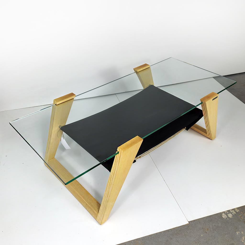 exclusive-coffee-table-photo