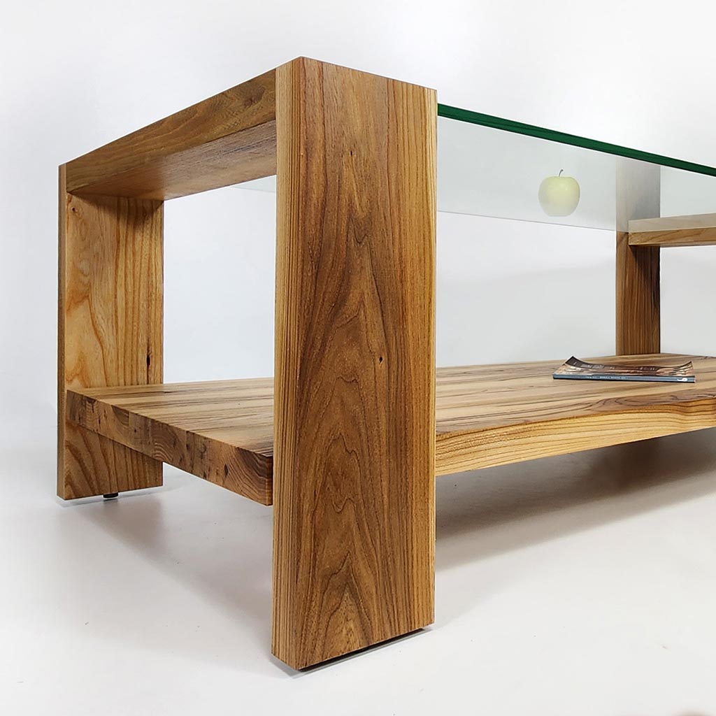 holztisch-custom-crafted-table