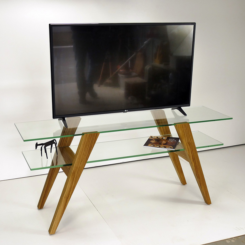 sidetable-for-tv